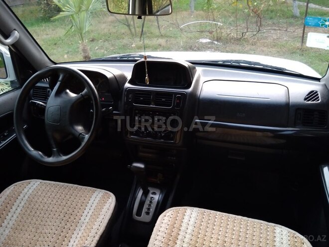 Mitsubishi Pajero io 1999, 302,084 km - 1.8 л - Ucar