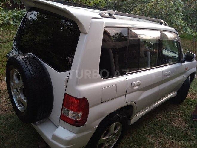 Mitsubishi Pajero io 1999, 302,084 km - 1.8 л - Ucar