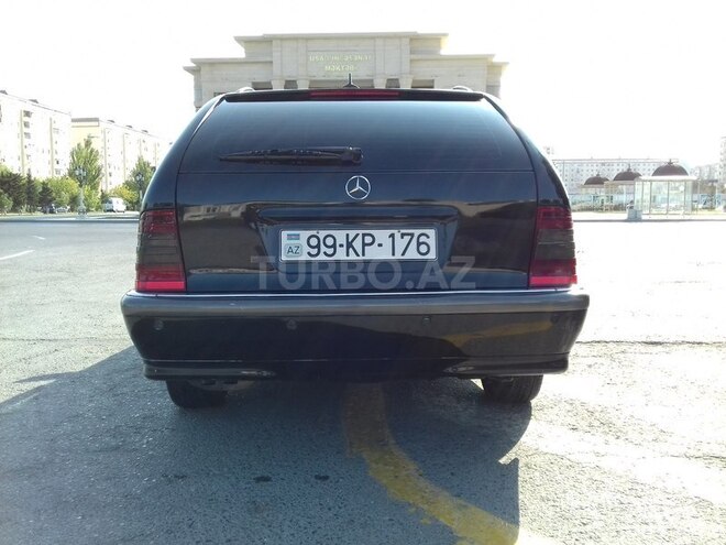 Mercedes C 220 2000, 300,000 km - 2.2 л - Sumqayıt