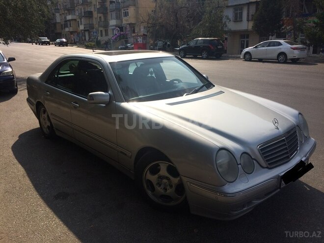 Mercedes E 280 2000, 217,000 km - 2.8 л - Bakı