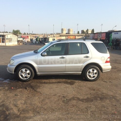 Mercedes ML 270 2003, 290,839 km - 2.7 l - Bakı