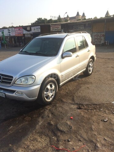 Mercedes ML 270 2003, 290,839 km - 2.7 l - Bakı