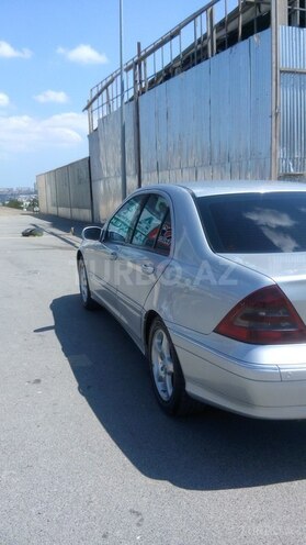 Mercedes C 220 2001, 232,000 km - 2.2 л - Bakı