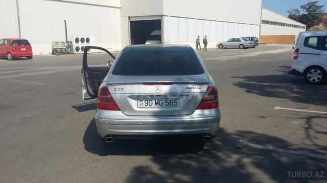 Mercedes E 320 2003, 248,000 km - 3.2 l - Bakı