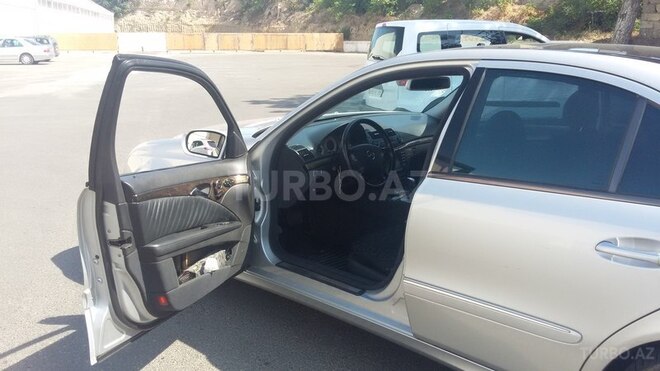 Mercedes E 320 2003, 248,000 km - 3.2 l - Bakı