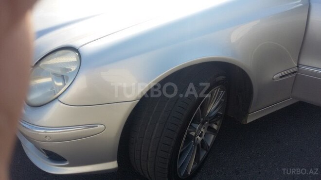 Mercedes E 320 2003, 248,000 km - 3.2 l - Bakı