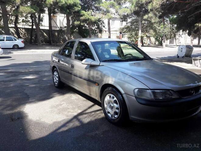 Opel Vectra 1996, 258,943 km - 1.8 л - Bakı