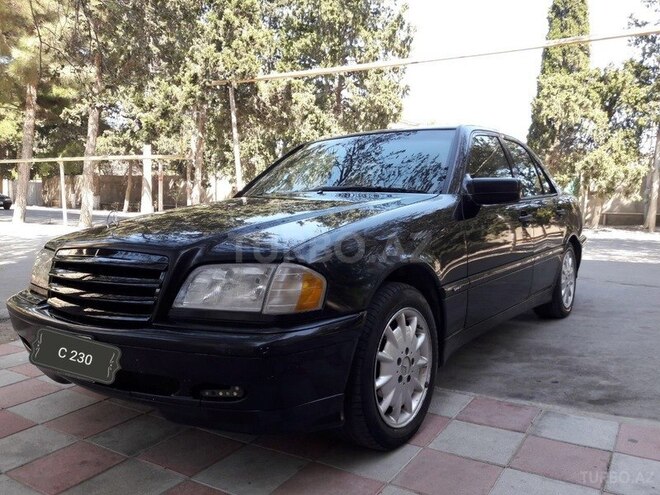 Mercedes C 230 1998, 228,000 km - 2.3 l - Bakı