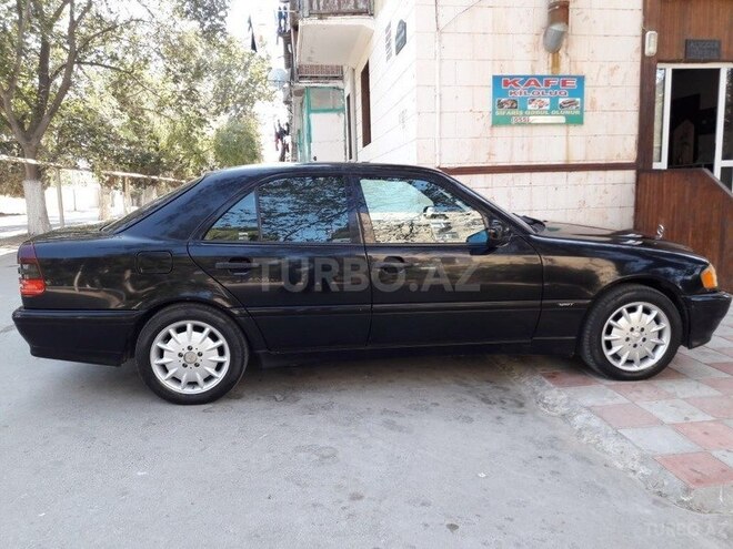 Mercedes C 230 1998, 228,000 km - 2.3 l - Bakı