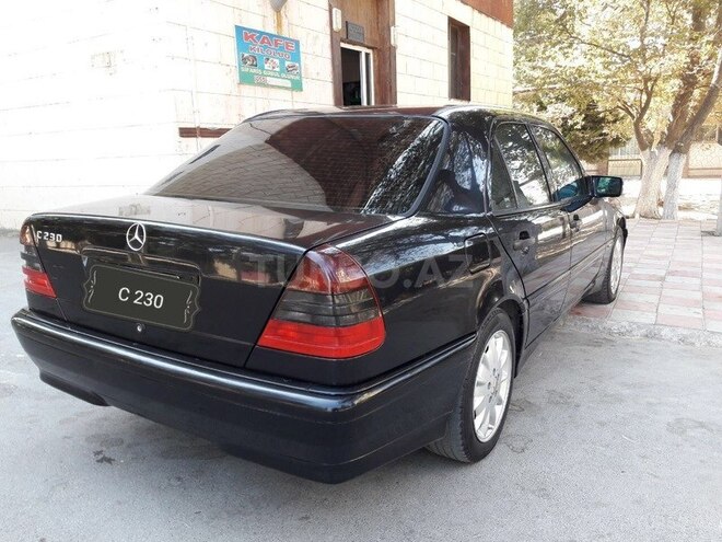 Mercedes C 230 1998, 228,000 km - 2.3 l - Bakı