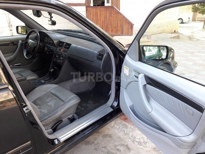 Mercedes C 230 1998, 228,000 km - 2.3 l - Bakı