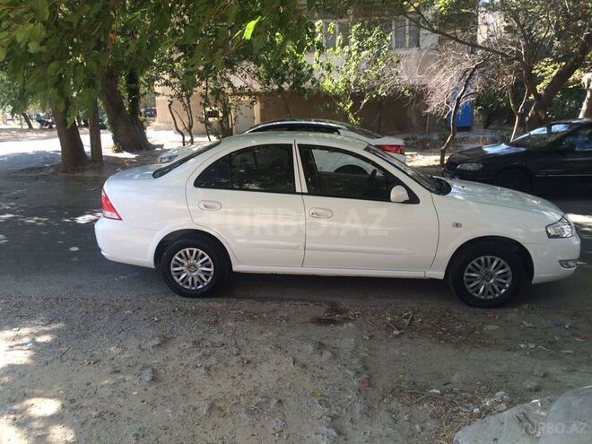 Nissan Sunny 2010, 125,000 km - 1.6 л - Bakı