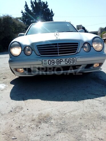 Mercedes E 270 2000, 250,000 km - 2.7 l - Bakı