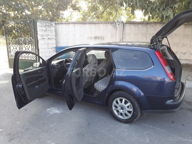 Ford Focus 2006, 300,000 km - 1.6 l - Qəbələ