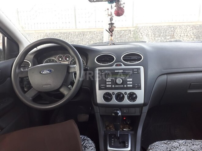 Ford Focus 2006, 300,000 km - 1.6 l - Qəbələ