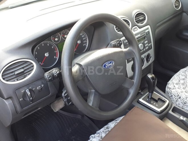 Ford Focus 2006, 300,000 km - 1.6 l - Qəbələ