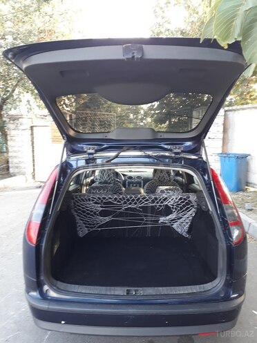 Ford Focus 2006, 300,000 km - 1.6 l - Qəbələ