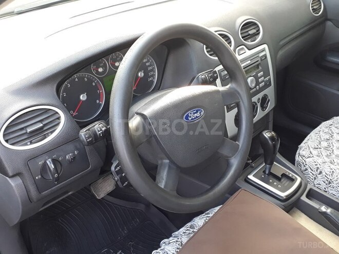 Ford Focus 2006, 300,000 km - 1.6 l - Qəbələ