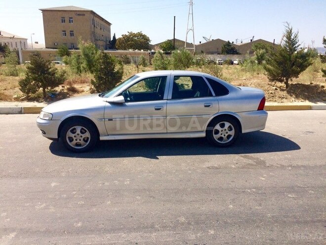 Opel Vectra 2000, 358,000 km - 1.8 l - Bakı