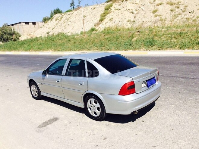 Opel Vectra 2000, 358,000 km - 1.8 l - Bakı