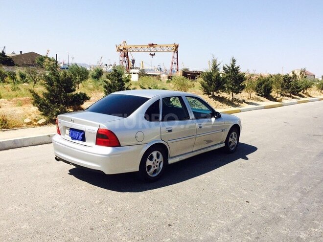 Opel Vectra 2000, 358,000 km - 1.8 l - Bakı
