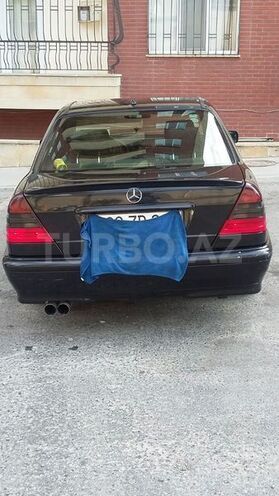 Mercedes C 240 1999, 332,000 km - 2.4 l - Bakı