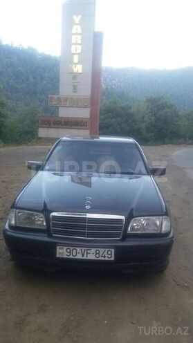 Mercedes C 200 2000, 320,000 km - 2.2 l - Yardımlı
