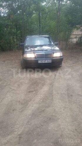 Mercedes C 200 2000, 320,000 km - 2.2 l - Yardımlı