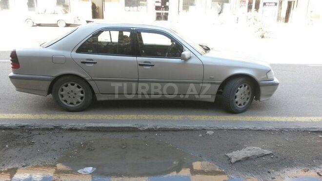 Mercedes C 180 1998, 213,000 km - 1.8 l - Bakı