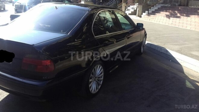 BMW 528 1996, 302,000 km - 2.8 л - Bakı