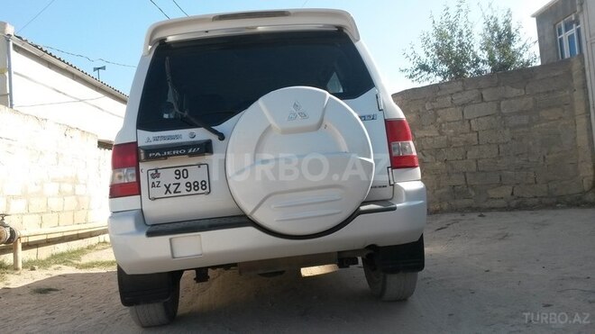 Mitsubishi Pajero io 2000, 282,484 km - 2.0 l - Bakı