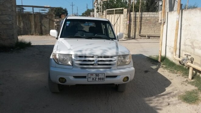 Mitsubishi Pajero io 2000, 282,484 km - 2.0 l - Bakı