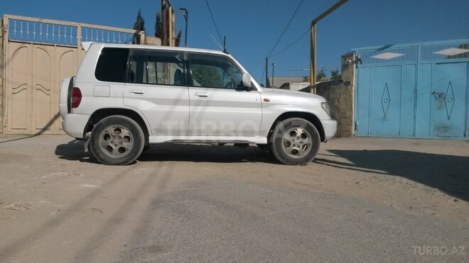 Mitsubishi Pajero io 2000, 282,484 km - 2.0 l - Bakı