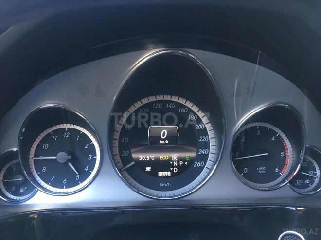 Mercedes E 220 2012, 146,000 km - 2.2 l - Bakı
