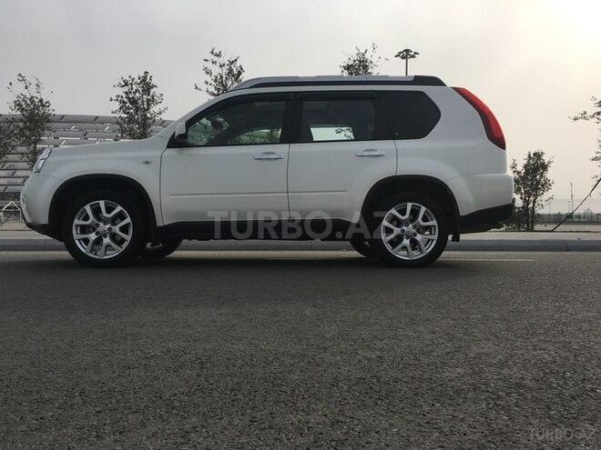 Nissan X-Trail 2013, 73,250 km - 2.5 л - Bakı