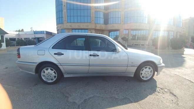 Mercedes C 200 1999, 297,000 km - 2.0 л - Sumqayıt