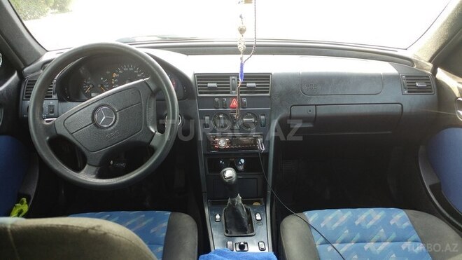 Mercedes C 200 1999, 297,000 km - 2.0 л - Sumqayıt