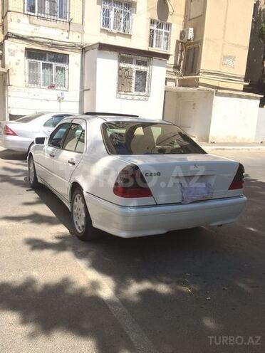 Mercedes C 230 1998, 278,000 km - 2.3 l - Bakı