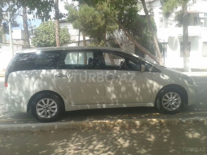 Mitsubishi Grandis 2006, 324,000 km - 2.4 l - Bakı