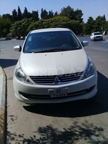 Mitsubishi Grandis 2006, 324,000 km - 2.4 l - Bakı