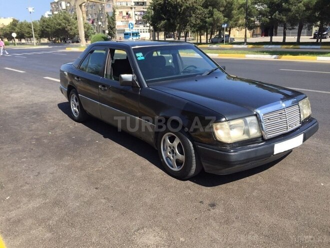 Mercedes E 220 1994, 288,000 km - 2.2 l - Xırdalan