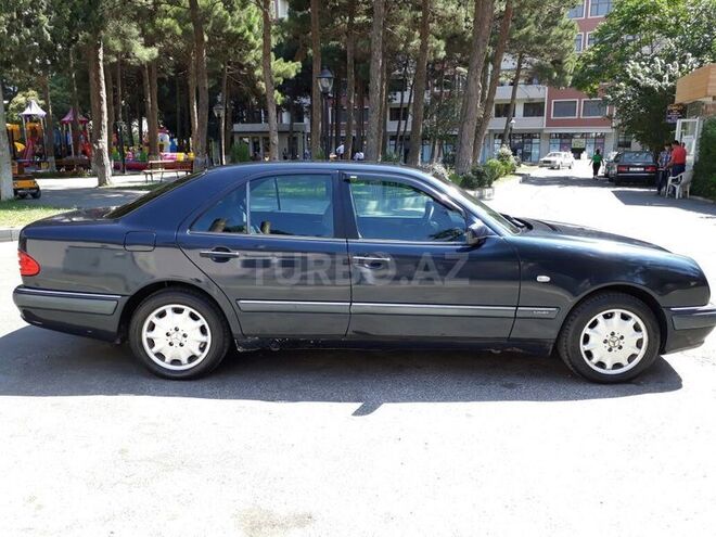 Mercedes E 240 1997, 285,000 km - 2.4 l - Bakı