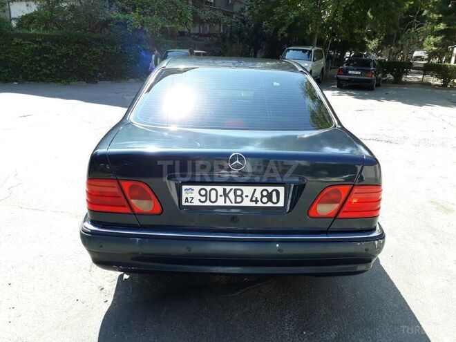 Mercedes E 240 1997, 285,000 km - 2.4 l - Bakı