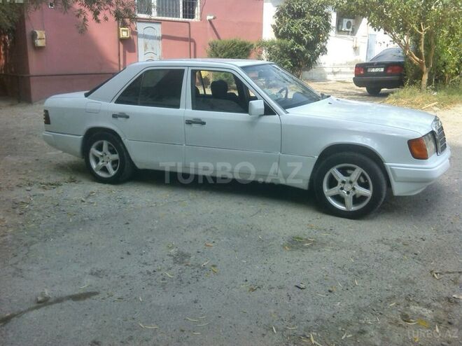 Mercedes E 200 1989, 364,855 km - 2.0 л - Bakı
