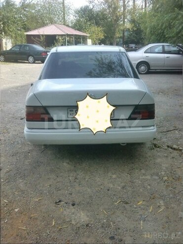 Mercedes E 200 1989, 364,855 km - 2.0 л - Bakı