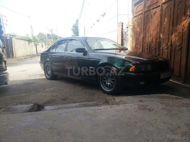 BMW 528 1997, 330,000 km - 2.8 l - Bakı