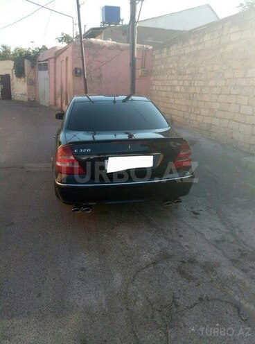 Mercedes E 320 2004, 290,000 km - 3.2 l - Bakı