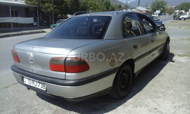 Opel Omega 1995, 271,483 km - 2.0 l - Şəki