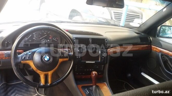 BMW 728 2000, 440,000 km - 2.8 l - Bakı