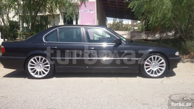 BMW 728 2000, 440,000 km - 2.8 l - Bakı